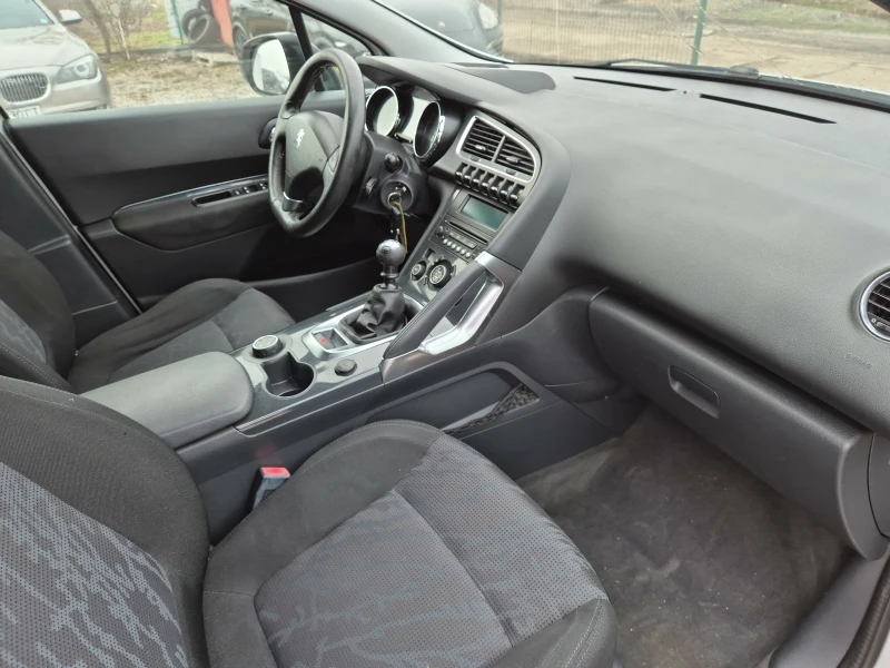 Peugeot 3008 1.6 hdi 108к италия, снимка 13 - Автомобили и джипове - 51037702