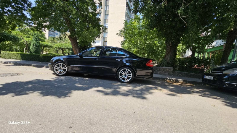 Mercedes-Benz E 500, снимка 6 - Автомобили и джипове - 52813338
