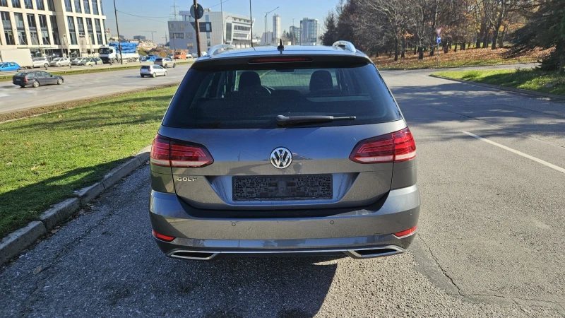 VW Golf Variant 2.0TDI * DSG* PANO* DYNAMIC LIGHTS* NEW TYRES, снимка 4 - Автомобили и джипове - 52588258