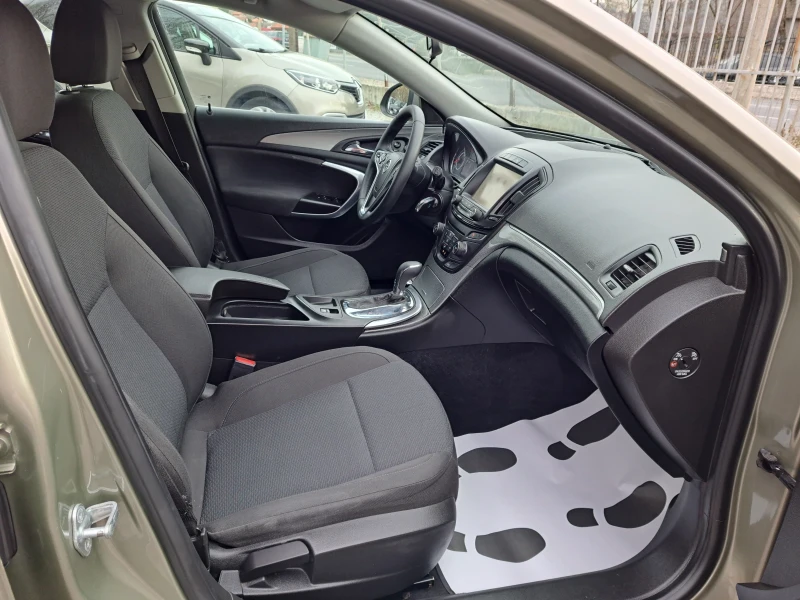 Opel Insignia 1.6CDTI - НАВИГАЦИЯ   EURO 6, снимка 9 - Автомобили и джипове - 52454933