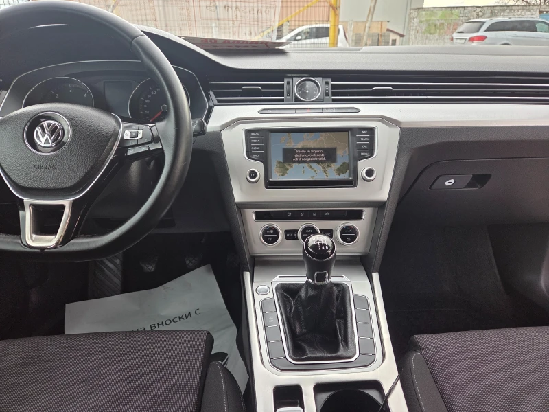 VW Passat 2.0TDI 150k.c.R line, снимка 9 - Автомобили и джипове - 53010794