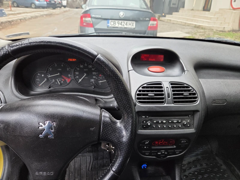 Peugeot 206 SW 1.6i 16V, снимка 13 - Автомобили и джипове - 53180864