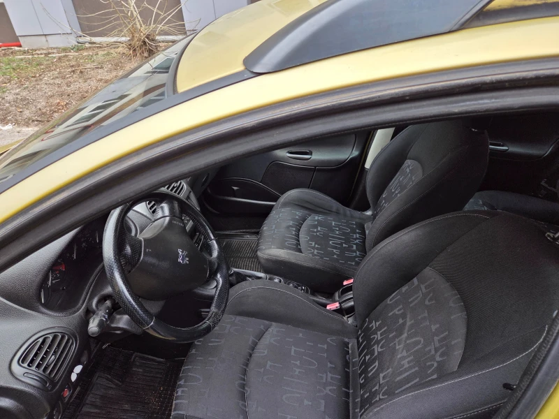 Peugeot 206 SW 1.6i 16V, снимка 12 - Автомобили и джипове - 53180864
