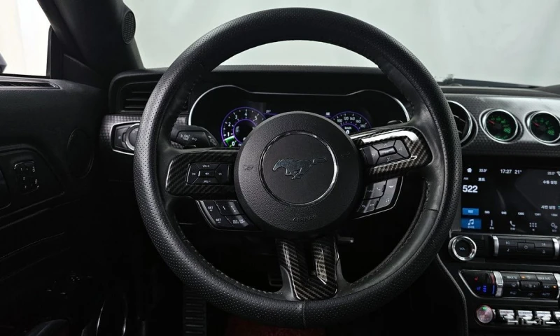 Ford Mustang, снимка 13 - Автомобили и джипове - 53211894