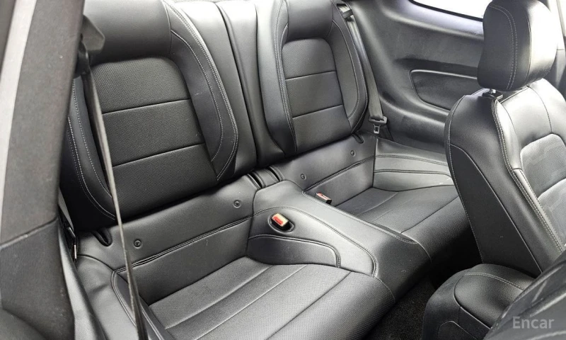 Ford Mustang, снимка 12 - Автомобили и джипове - 53211894