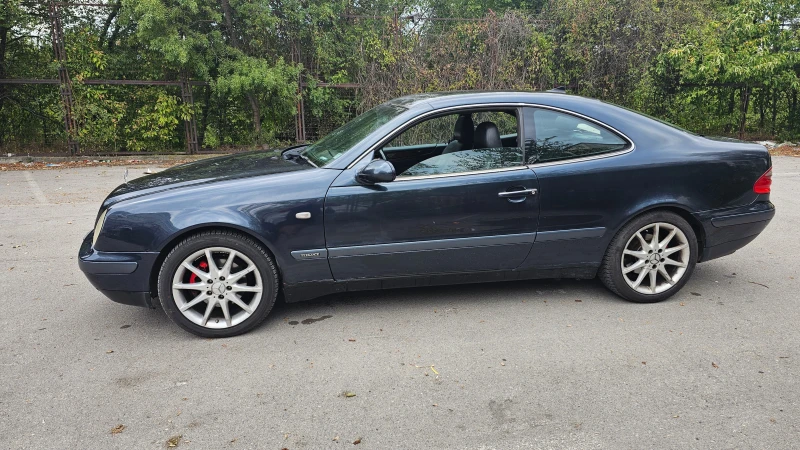 Mercedes-Benz CLK, снимка 2 - Автомобили и джипове - 53564909