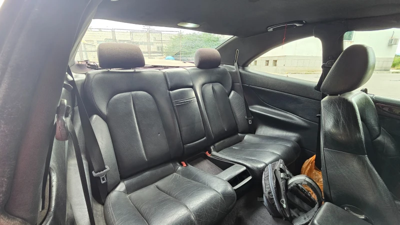 Mercedes-Benz CLK, снимка 13 - Автомобили и джипове - 53564909