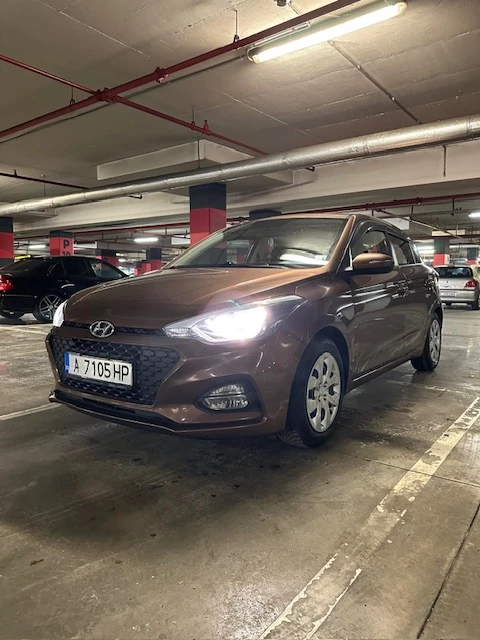 Hyundai I20 facelift/АГУ, снимка 1 - Автомобили и джипове - 49504127