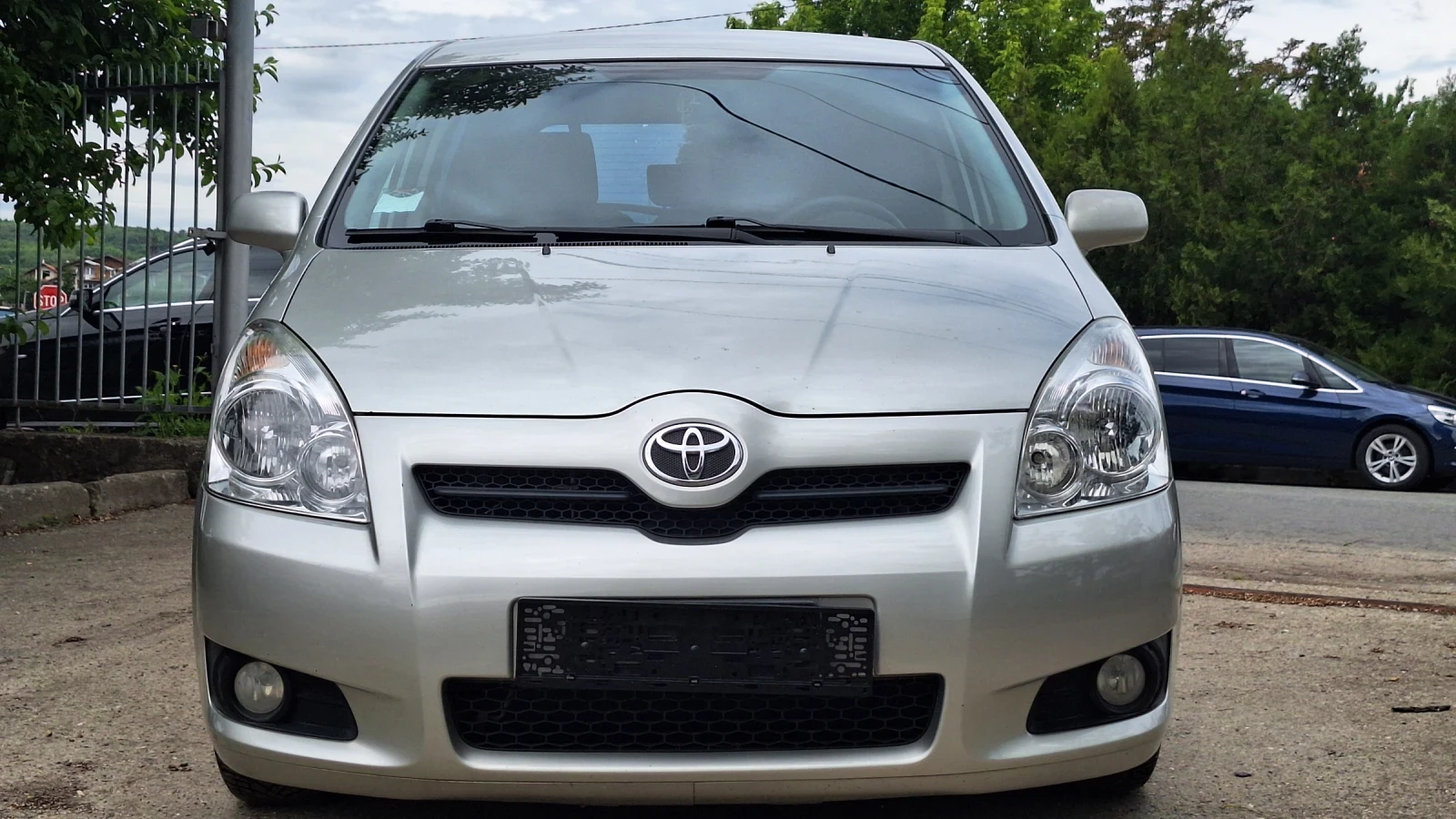 Toyota Corolla verso FACELIFT  - изображение 2