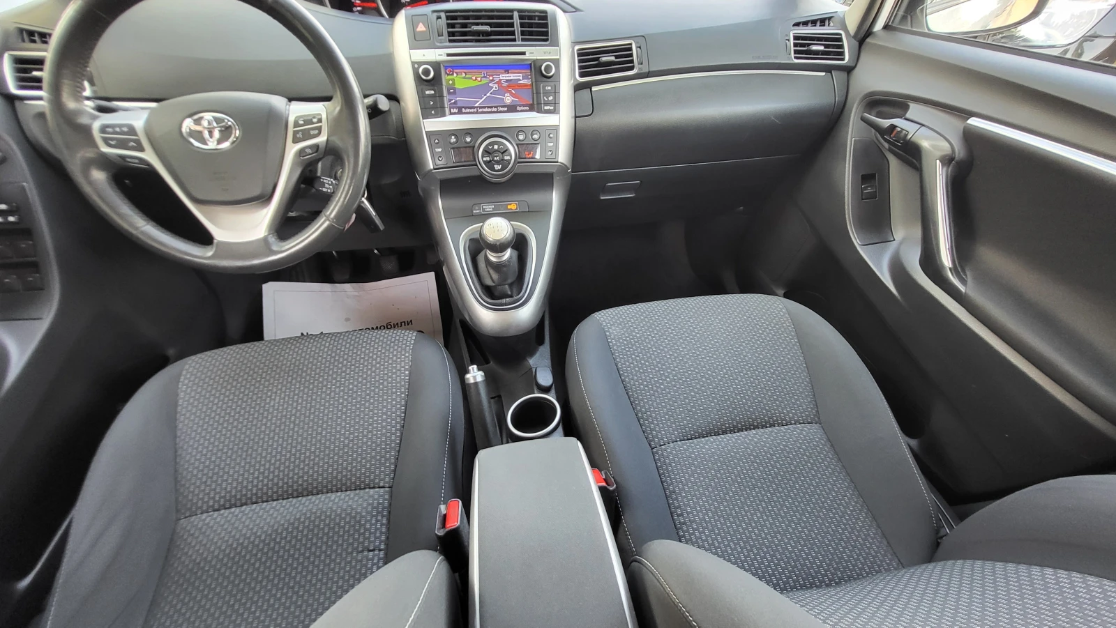 Toyota Verso 1.8i FACЕ - изображение 8