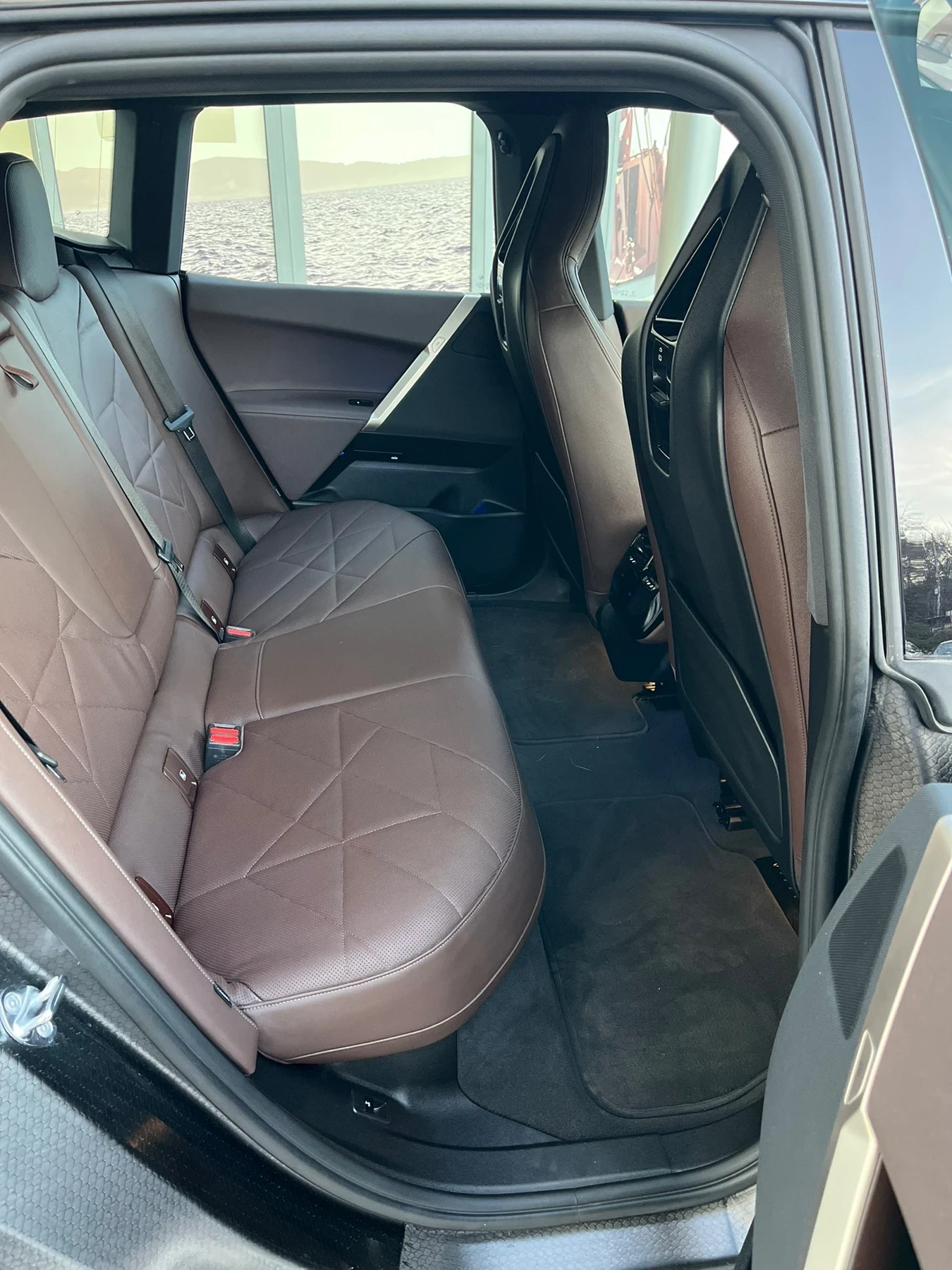 BMW iX BMW iX 40 xDrive H&K* HeadUp* 360* подгрев - изображение 6