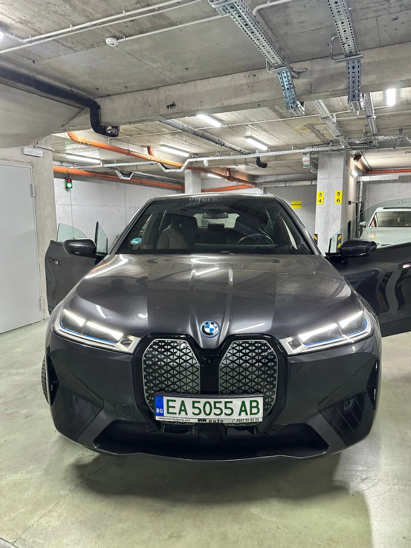 BMW iX BMW iX 40 xDrive H&K* HeadUp* 360* подгрев - изображение 5
