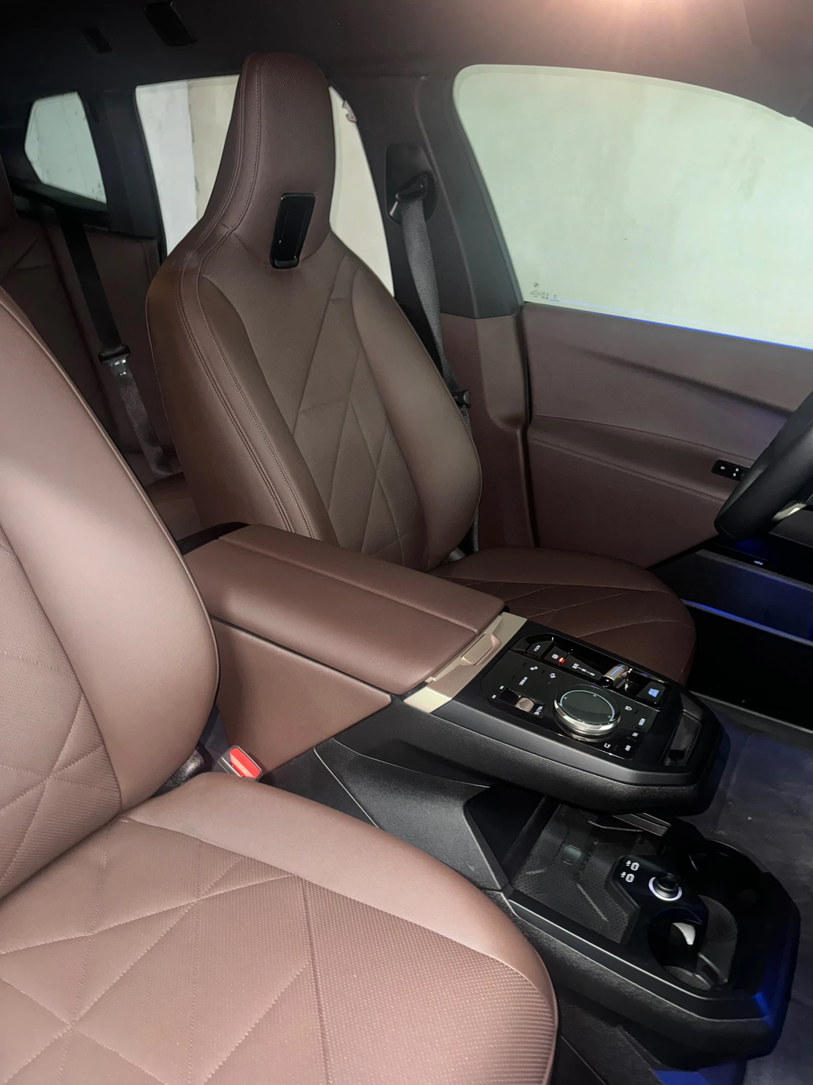 BMW iX BMW iX 40 xDrive H&K* HeadUp* 360* подгрев - изображение 9