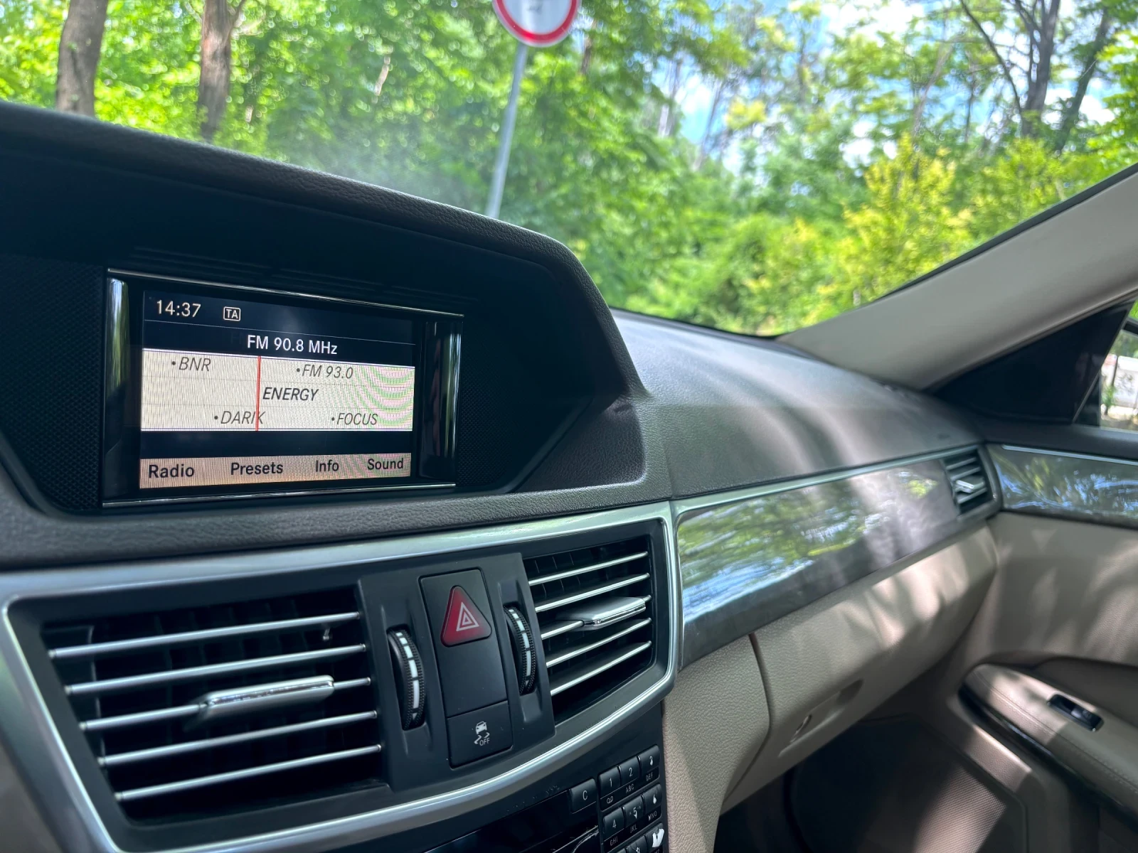 Mercedes-Benz E 220 CDI | Mobile.bg   13