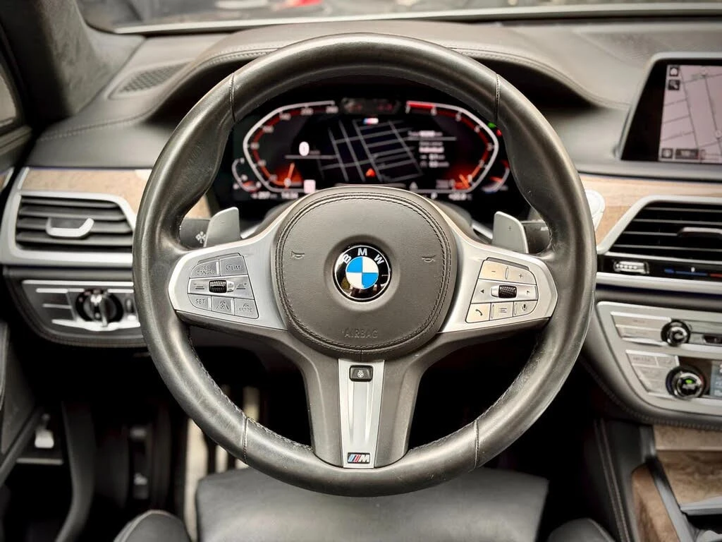 BMW 750 *  *    *   *  | Mobile.bg   12