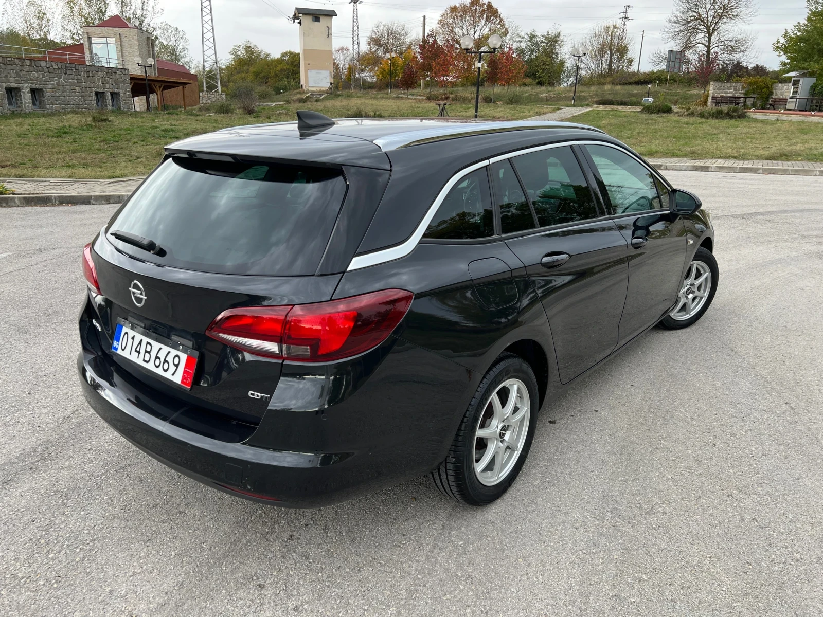 Opel Astra 1.6CDTI-NAVI - изображение 5