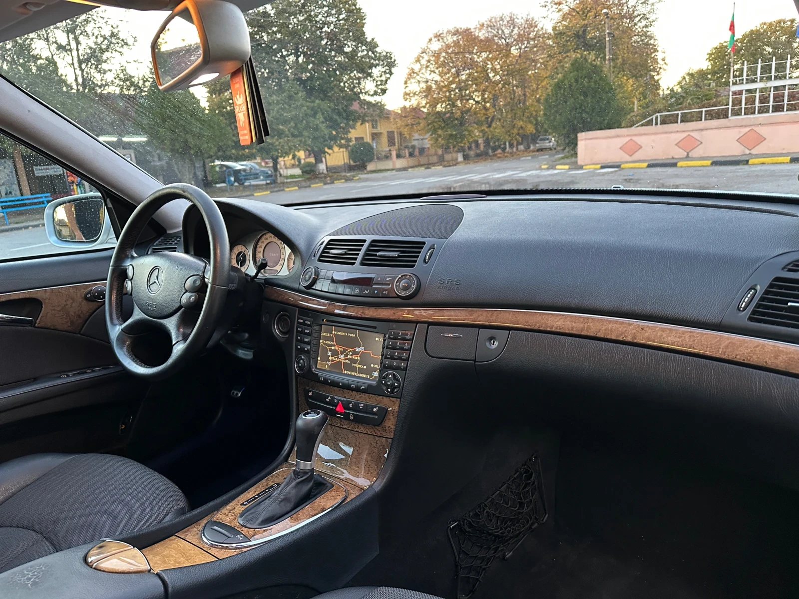 Mercedes-Benz E 320 3.0 V6 - изображение 10