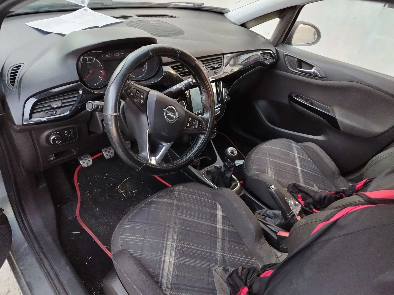 Opel Corsa 1.4 газ-бензин - изображение 7