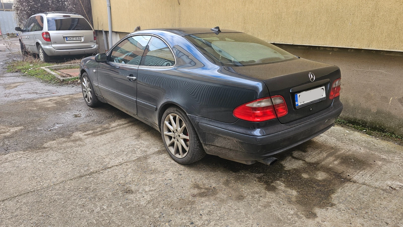 Mercedes-Benz CLK, снимка 6 - Автомобили и джипове - 53564909