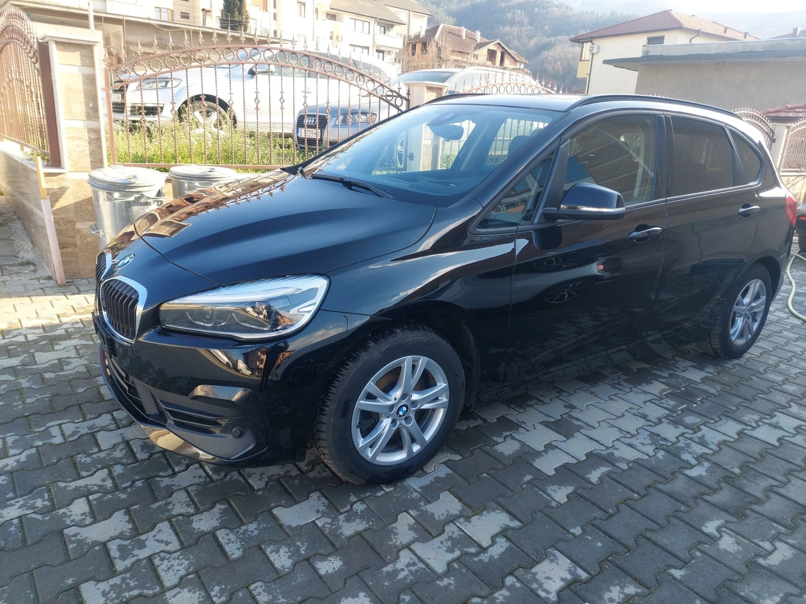 BMW 2 Active Tourer, снимка 3 - Автомобили и джипове - 53851330