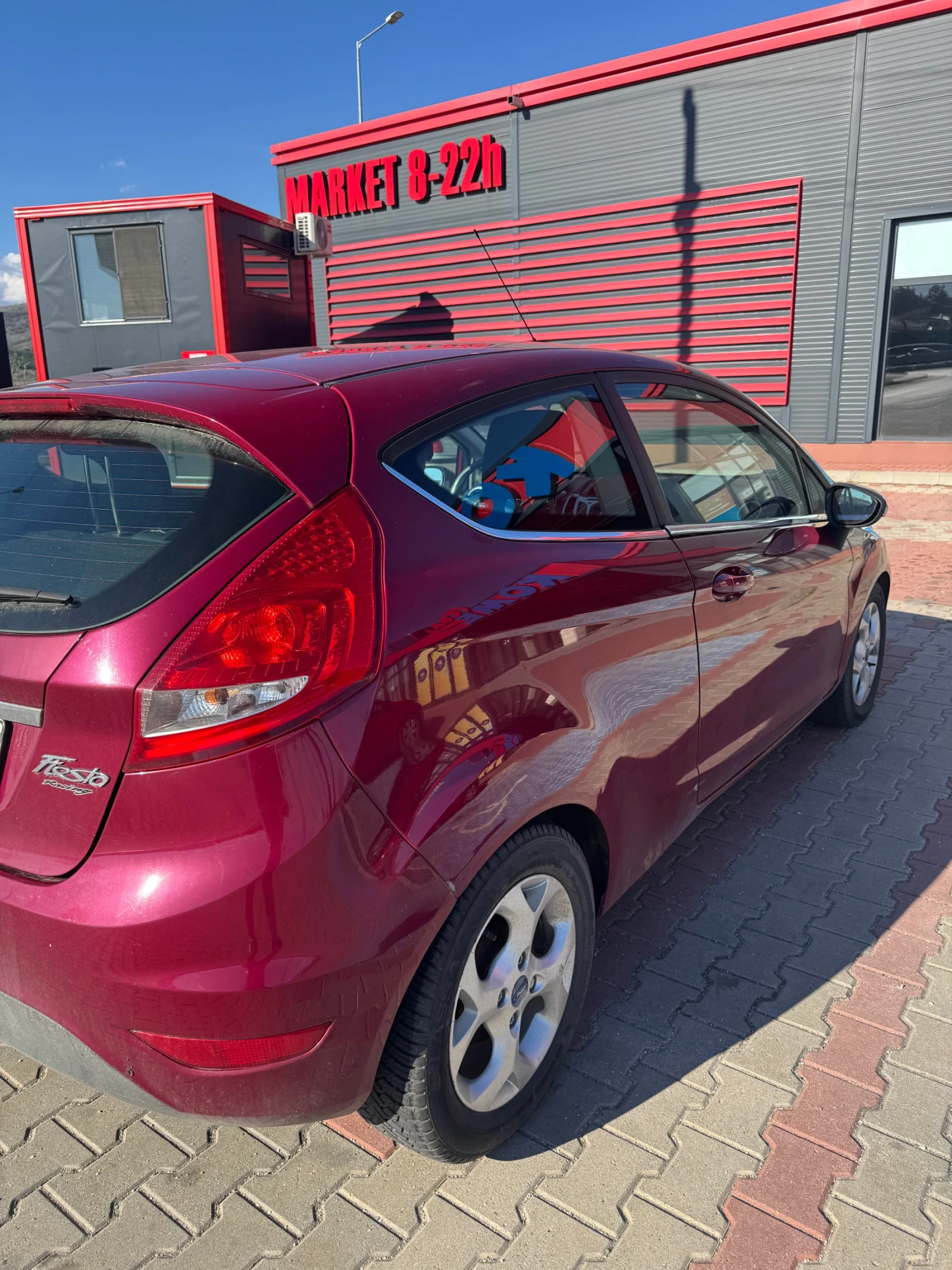 Ford Fiesta, снимка 2 - Автомобили и джипове - 54245838