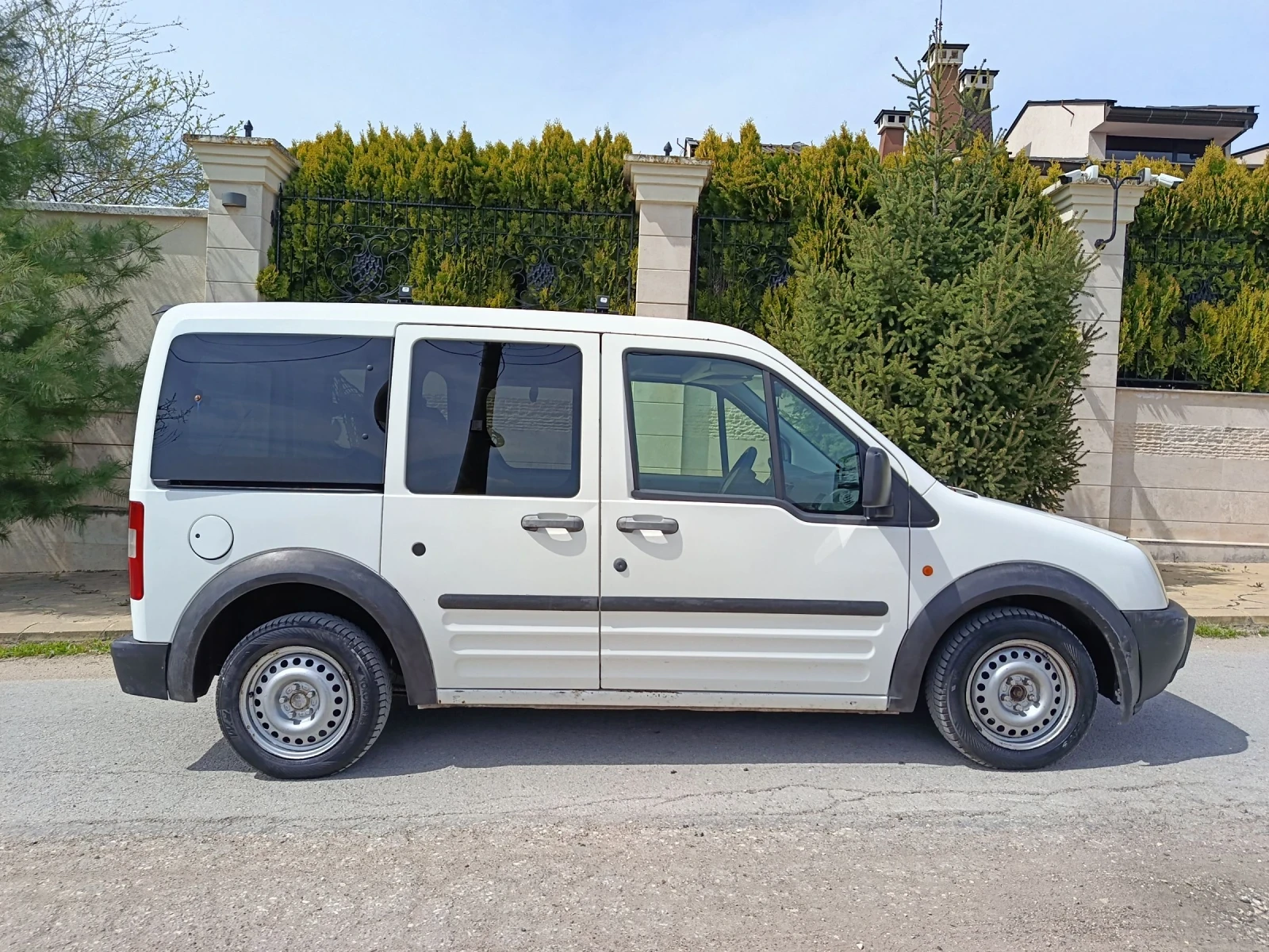 Ford Connect Tourneo , снимка 2 - Автомобили и джипове - 54294933