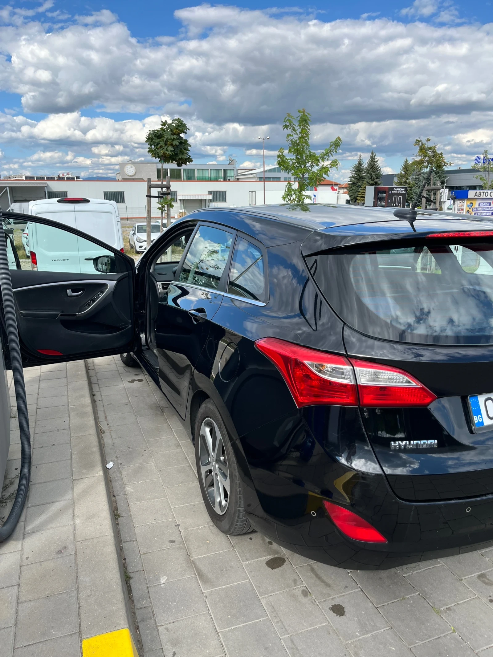Hyundai I30 Crdi, снимка 12 - Автомобили и джипове - 55425205