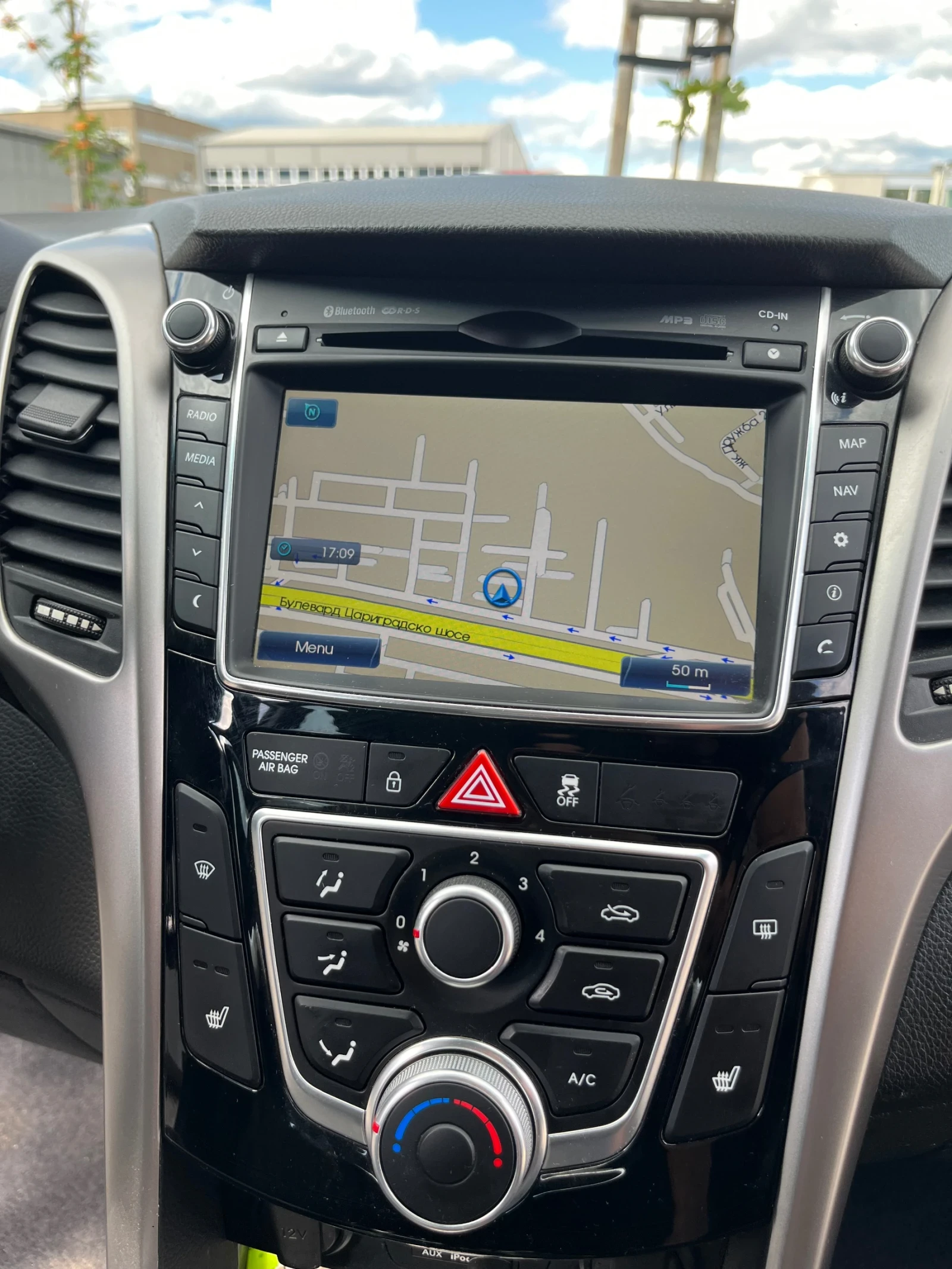 Hyundai I30 Crdi, снимка 16 - Автомобили и джипове - 55425205