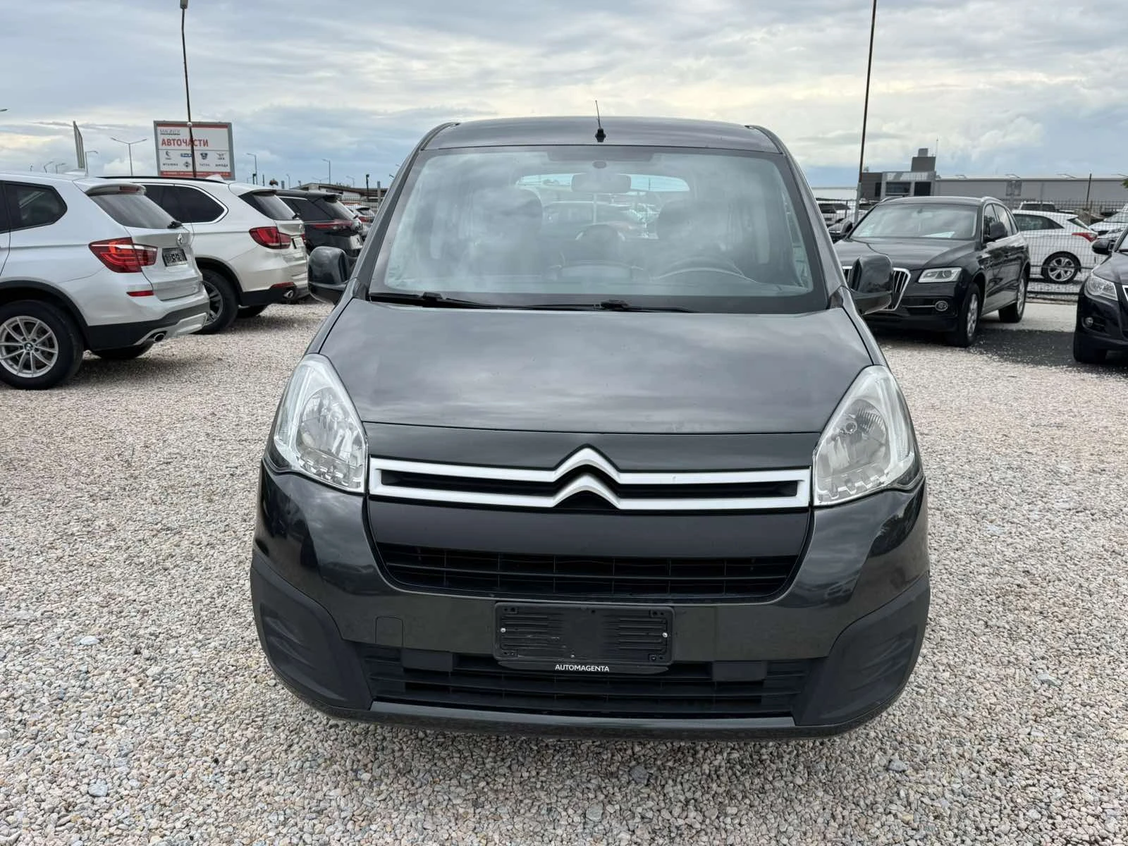 Citroen Berlingo 1.6BlueHDI, снимка 2 - Автомобили и джипове - 54622201