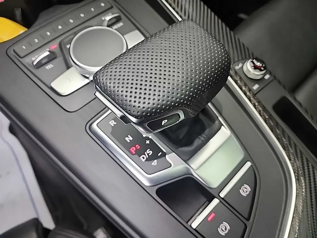 Audi A5 45 TFSI Premium , снимка 8 - Автомобили и джипове - 54702162