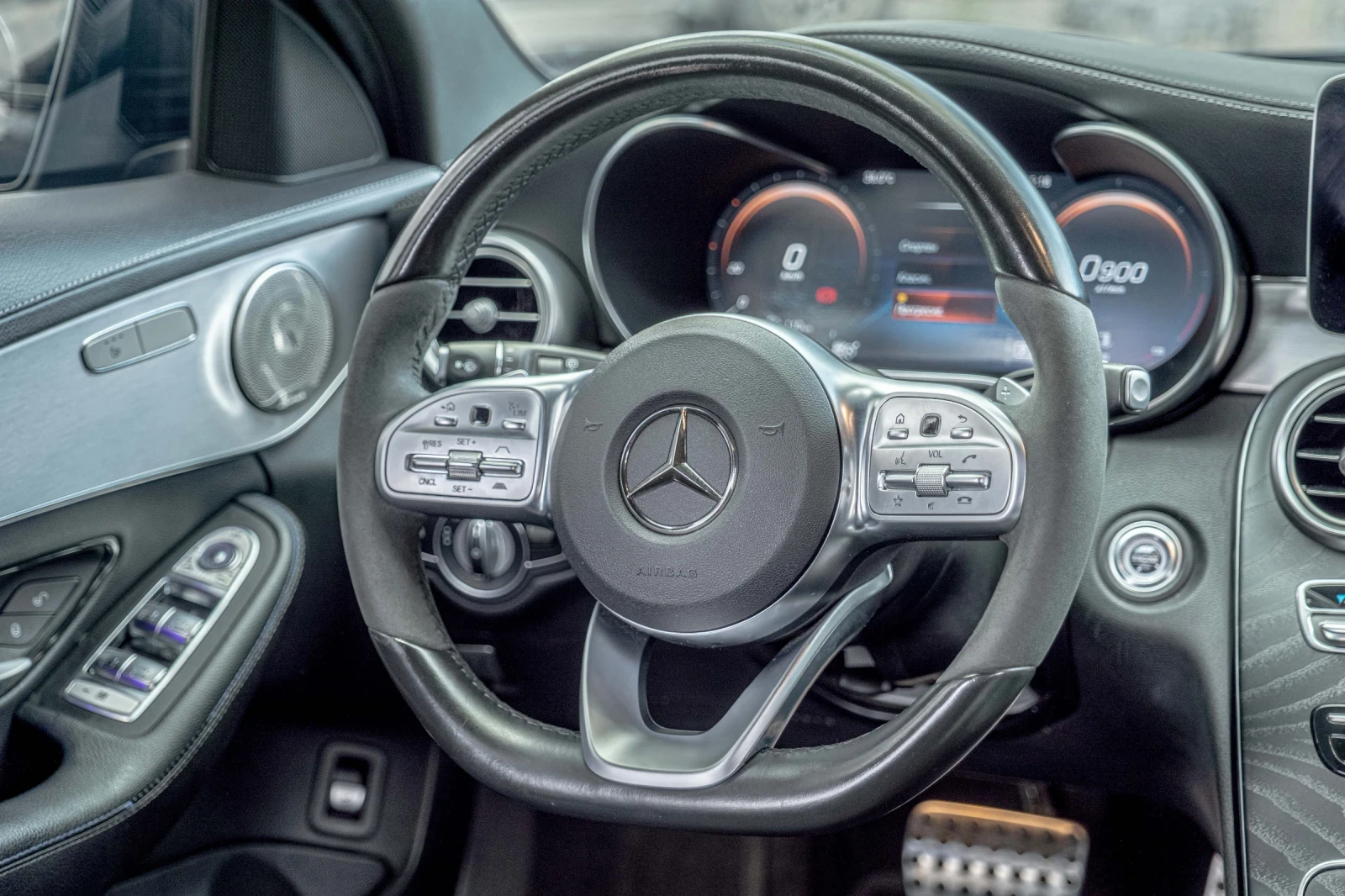 Mercedes-Benz C 220 FACELIFT/AMG LINE/NIGHT EDITION/9-G, снимка 10 - Автомобили и джипове - 54780890