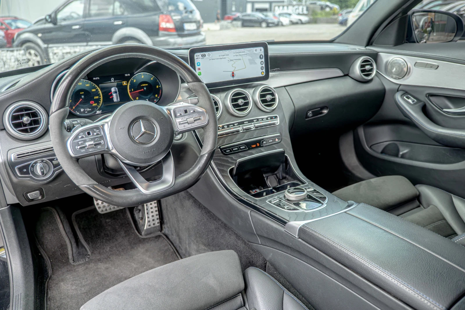 Mercedes-Benz C 220 FACELIFT/AMG LINE/NIGHT EDITION/9-G, снимка 5 - Автомобили и джипове - 54780890