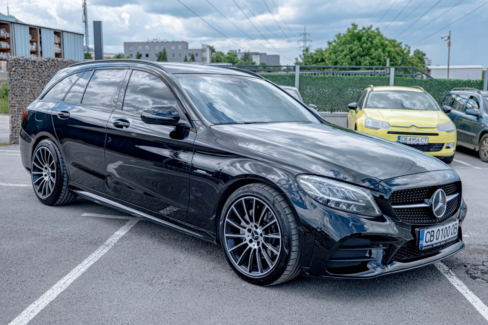 Mercedes-Benz C 220 FACELIFT/AMG LINE/NIGHT EDITION/9-G, снимка 2 - Автомобили и джипове - 54780890