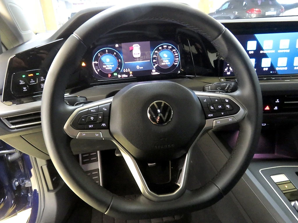 VW Golf * 2.0* TDI* MK8* CAM* , снимка 9 - Автомобили и джипове - 54870649