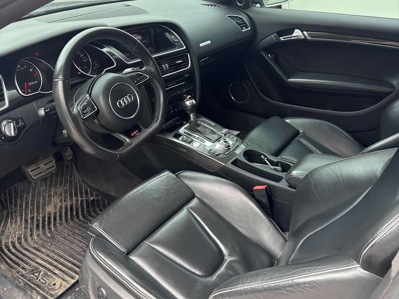 Audi Rs5 QUATTRO * BANG&OLUFSEN* CARBON* ПАНОРАМА* , снимка 7 - Автомобили и джипове - 54939455