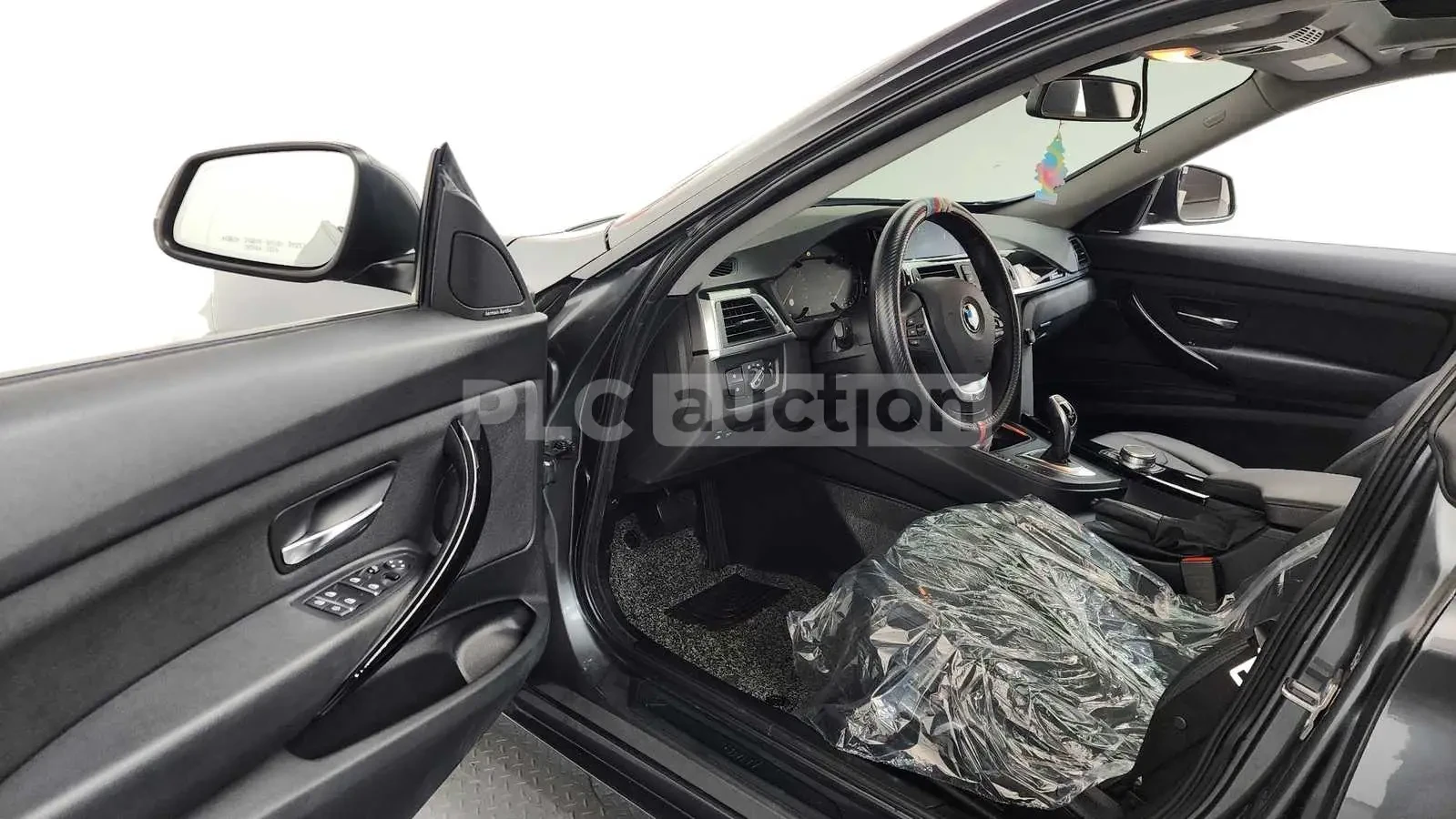 BMW 320 HEAD-UP * ПОДГРЕВИ * ПАНО * KEYLESS * , снимка 10 - Автомобили и джипове - 55034359