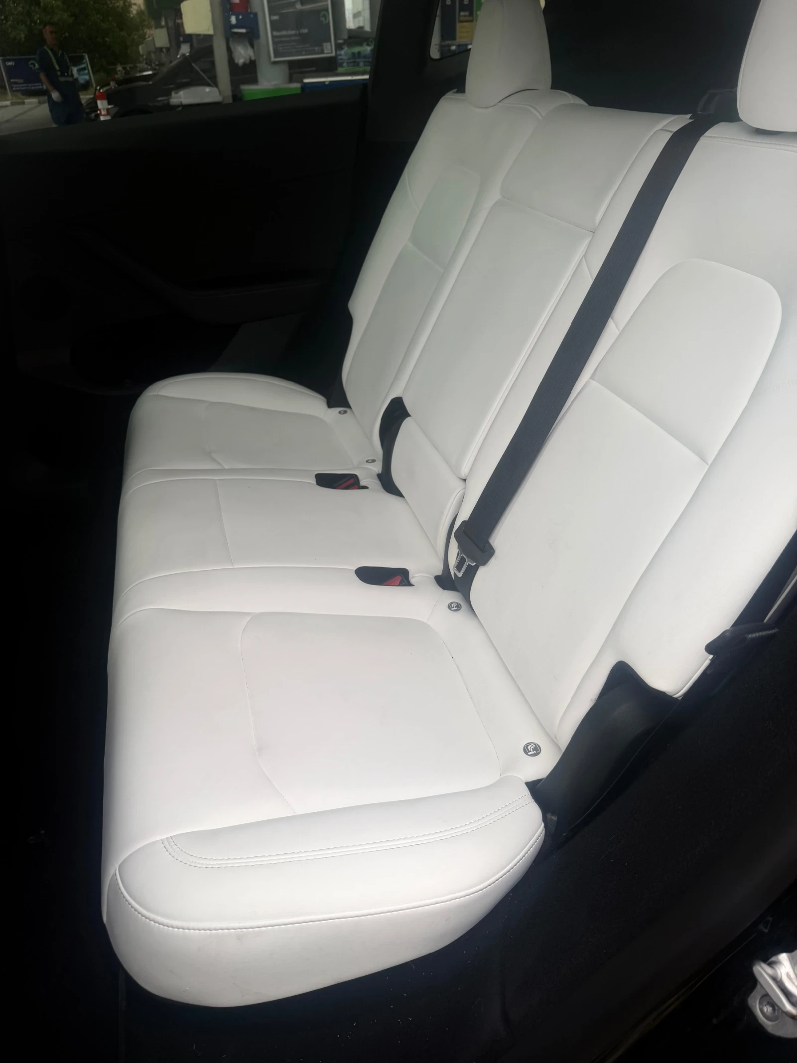 Tesla Model Y Dual Motor 2023, снимка 8 - Автомобили и джипове - 56045190