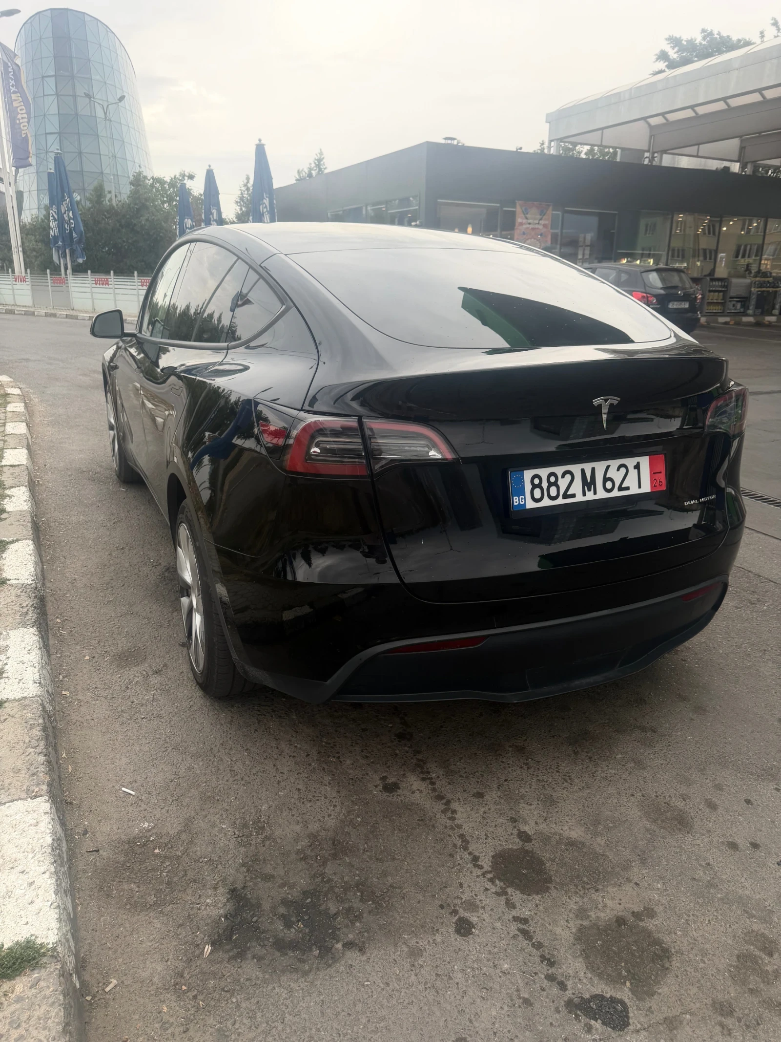 Tesla Model Y Dual Motor 2023, снимка 3 - Автомобили и джипове - 56045190