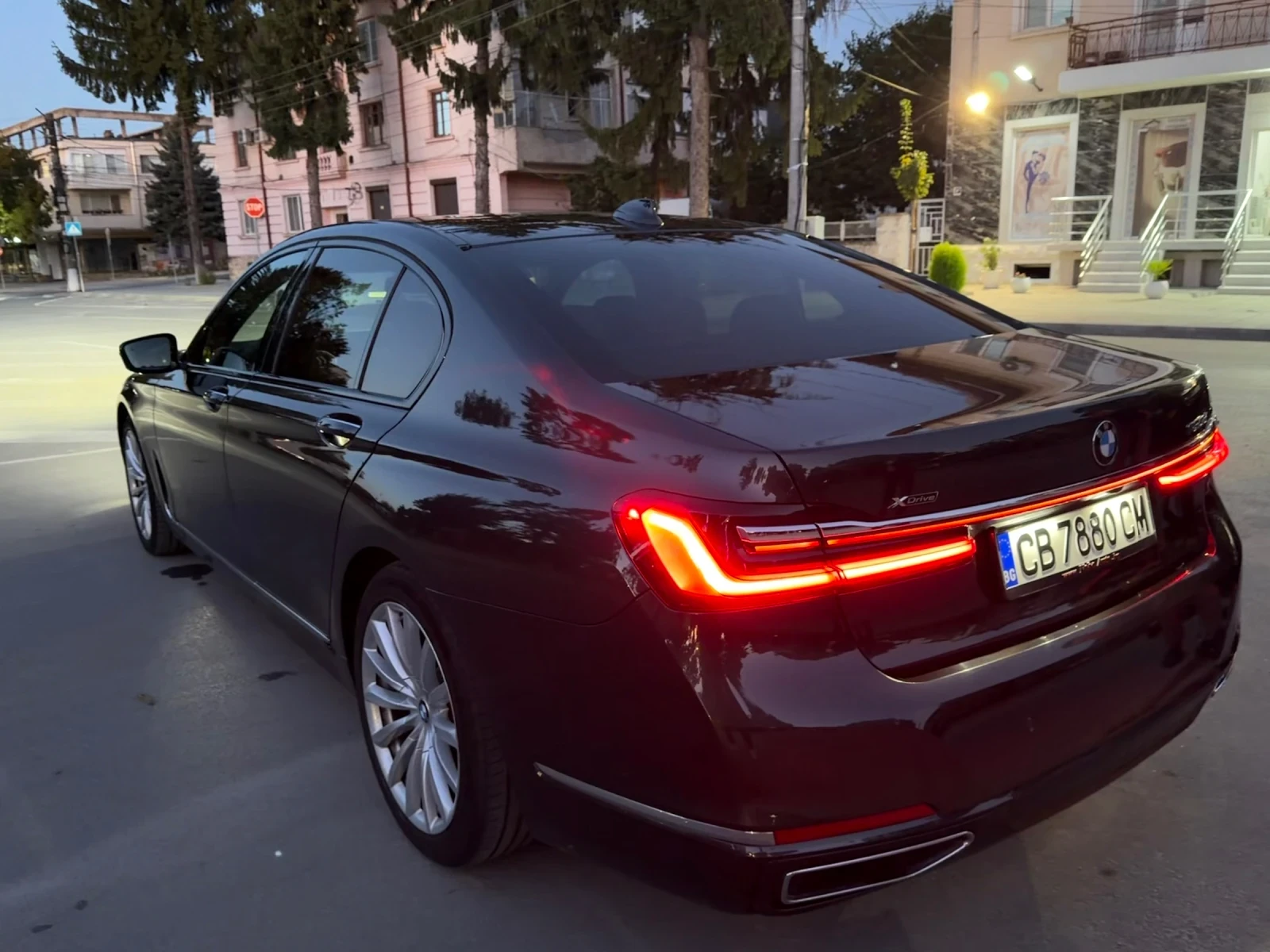 BMW 730 D/Full Facelift/X-drive Carbon core Lazer light /, снимка 4 - Автомобили и джипове - 56251258