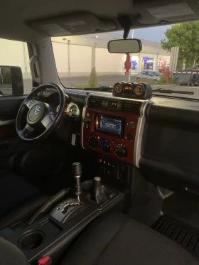 Toyota Fj cruiser 4.0 V6, снимка 10