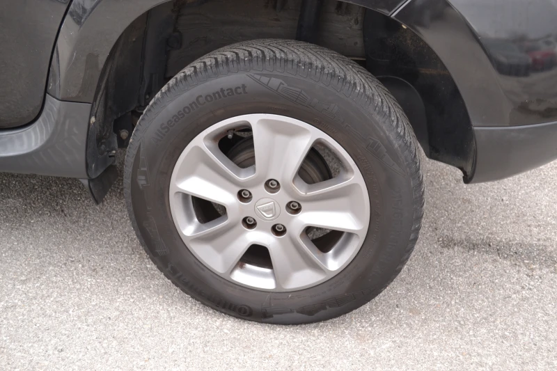 Dacia Duster 1.5DCI-110K.S, снимка 11 - Автомобили и джипове - 49623384