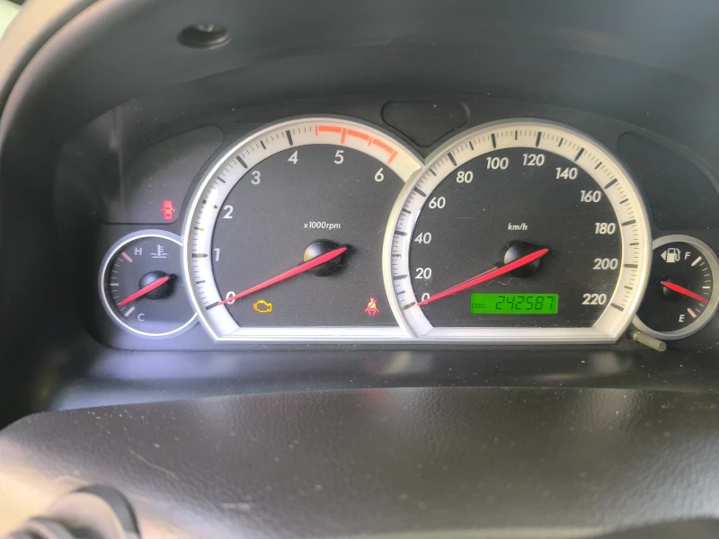 Chevrolet Captiva, снимка 11 - Автомобили и джипове - 52867880