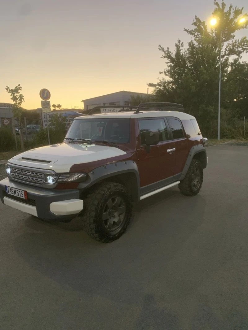Toyota Fj cruiser 4.0 V6, снимка 2 - Автомобили и джипове - 52185528
