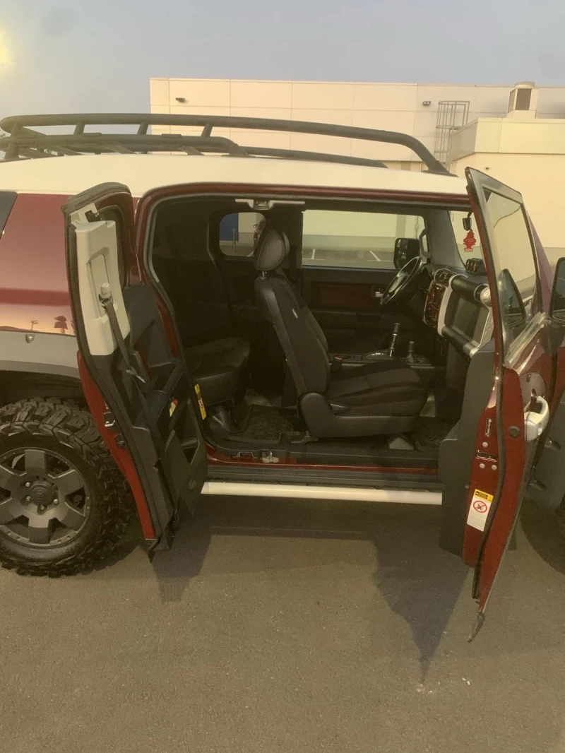 Toyota Fj cruiser 4.0 V6, снимка 7 - Автомобили и джипове - 52185528