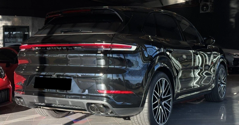 Porsche Cayenne TURBO E-HYBRID/CERAMIC/BURM/PANO/SPORT CHRONO/360/, снимка 6 - Автомобили и джипове - 53174072