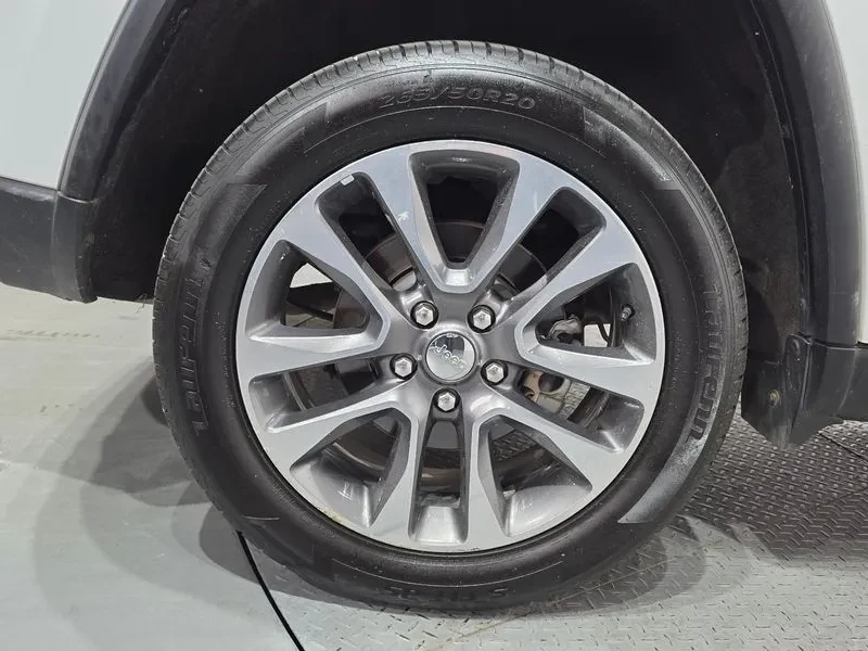 Jeep Cherokee 3.6 Limited - CAMO 30% ABAHC, снимка 5 - Автомобили и джипове - 55941612