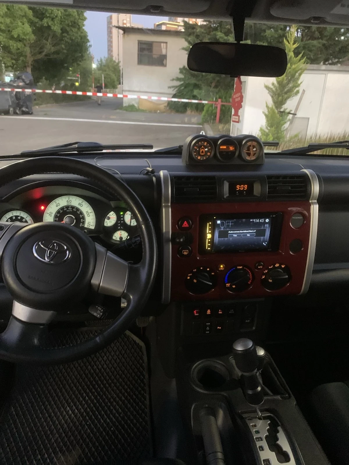 Toyota Fj cruiser 4.0 V6 - изображение 9