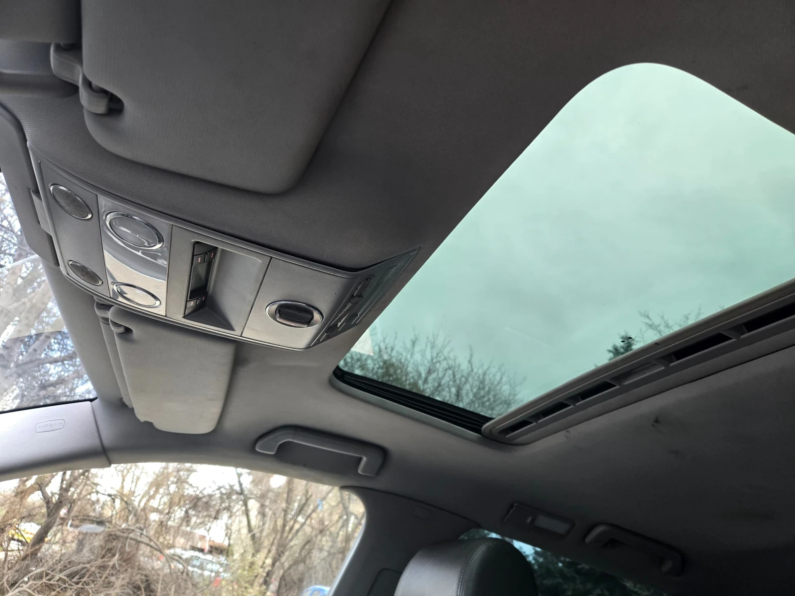 VW Touareg 3.0 TDI R LINE, снимка 10 - Автомобили и джипове - 54004310