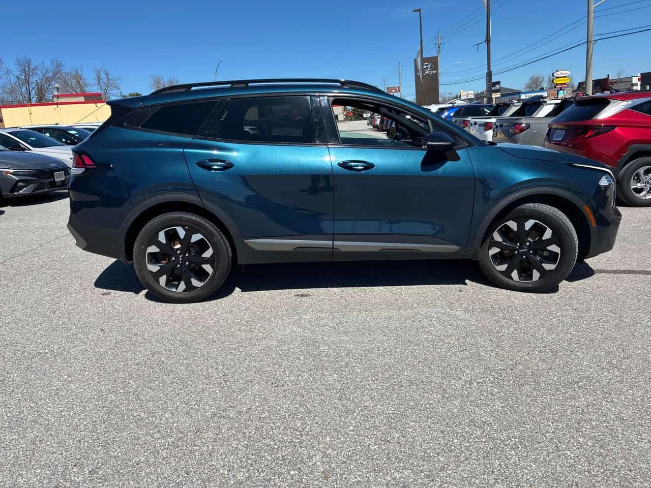 Kia Sportage * AWD * CARFAX * ЦЕНА ДО БГ, снимка 3 - Автомобили и джипове - 54251472