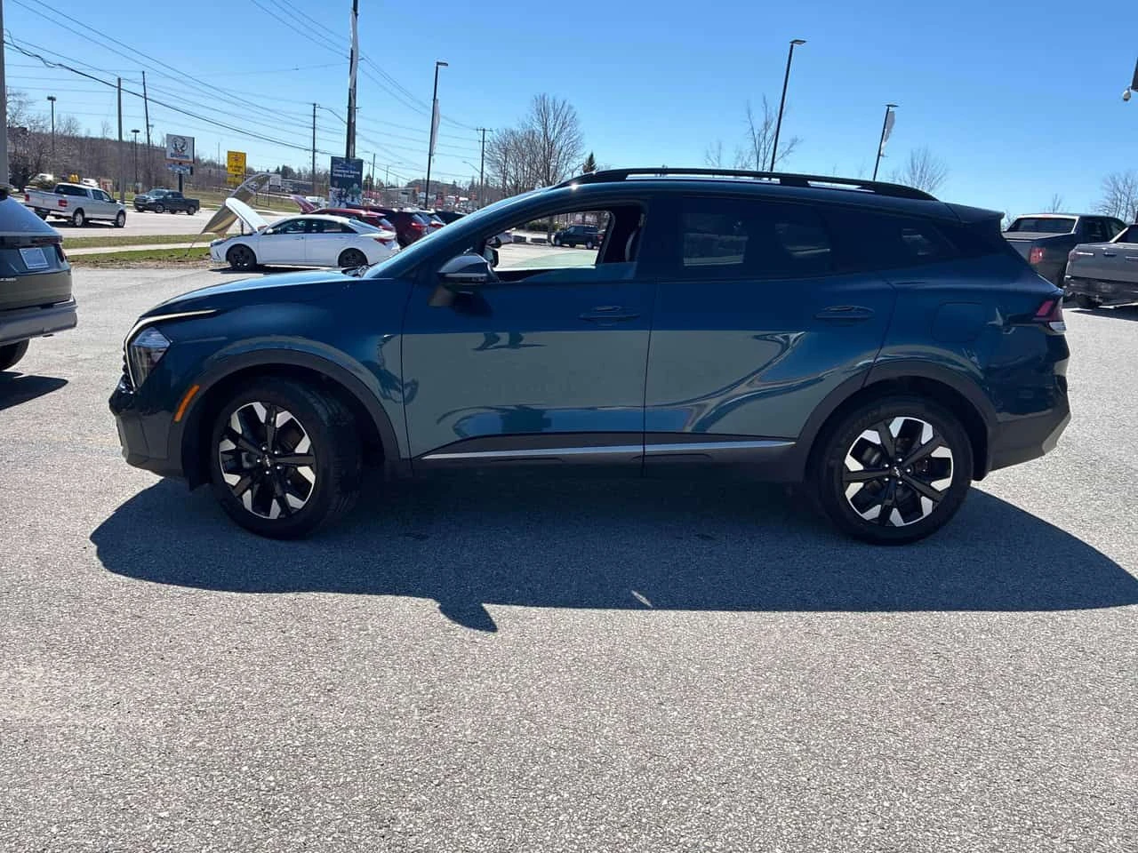 Kia Sportage * AWD * CARFAX * ЦЕНА ДО БГ, снимка 2 - Автомобили и джипове - 54251472